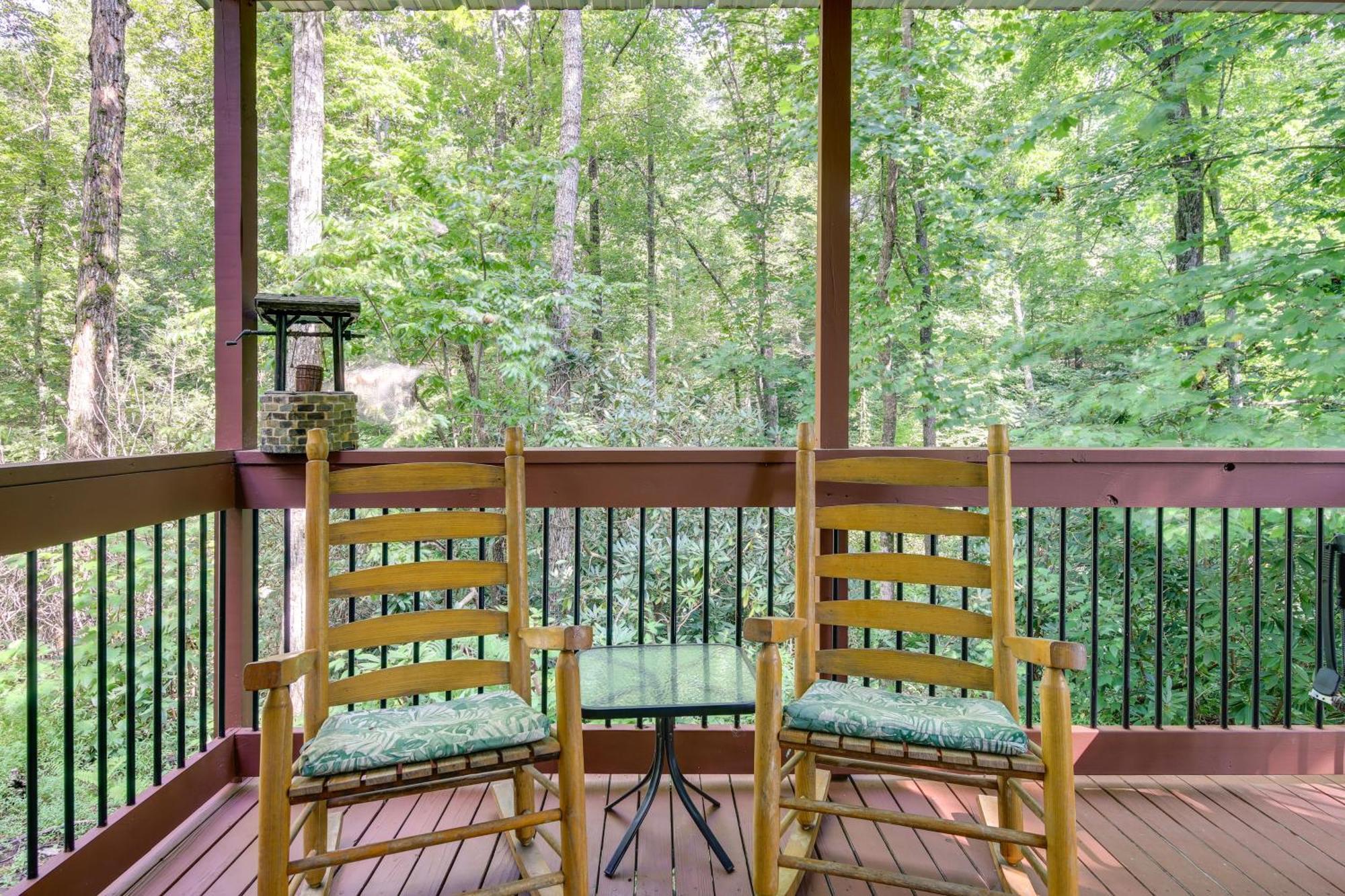 Quaint Smoky Mountain Cabin - 4 Mi To Gatlinburg! ภายนอก รูปภาพ